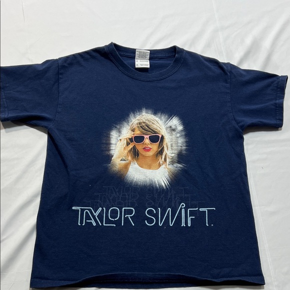 Other - Taylor swift 1989 tour tee youth size M